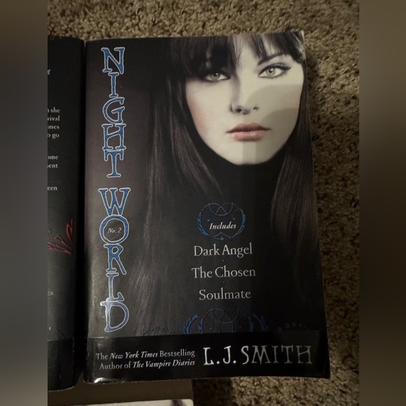 Night World Series by LJ Smith Paperback Volumes 1-3 - Picture 5 of 12